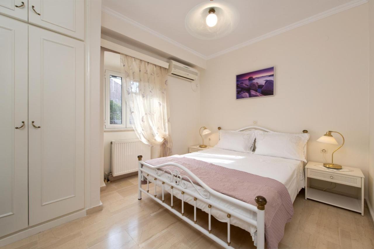 The Old Mansion Apartman Szinarádesz Kültér fotó