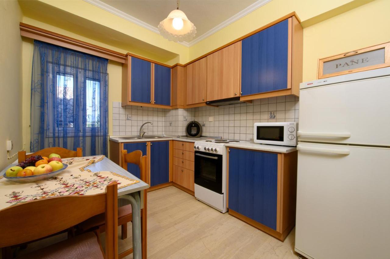 The Old Mansion Apartman Szinarádesz Kültér fotó